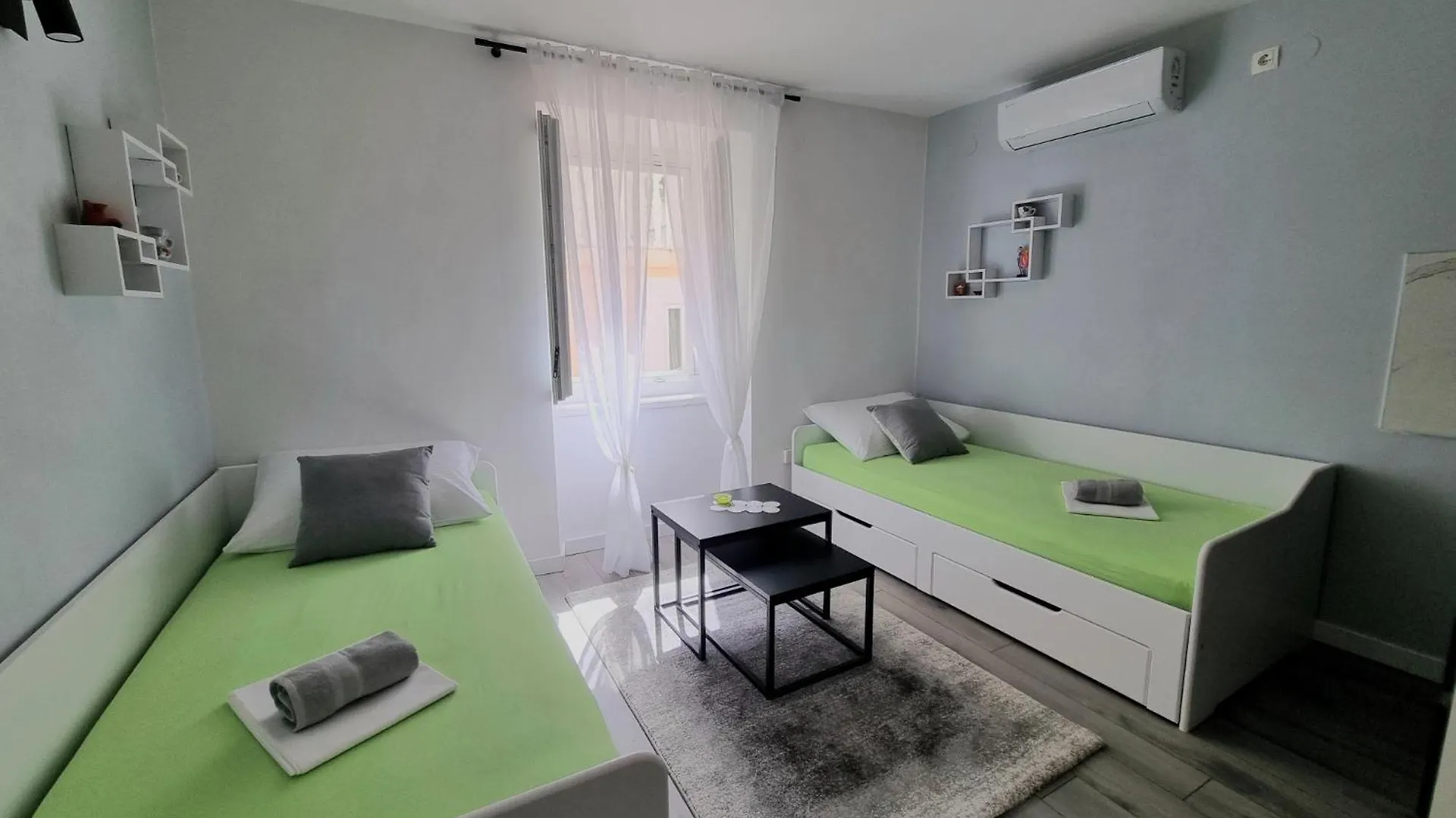 Vacation Home Bujas 파그 펜션